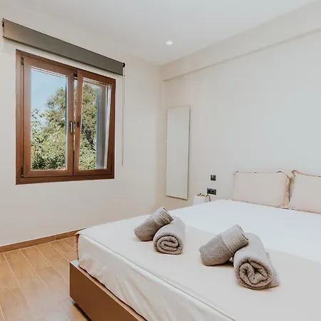 Aiora Villa *