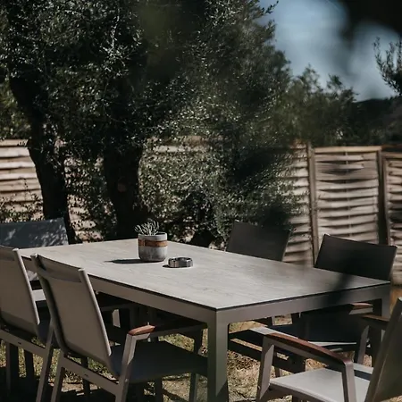 Aiora * Ammouliani