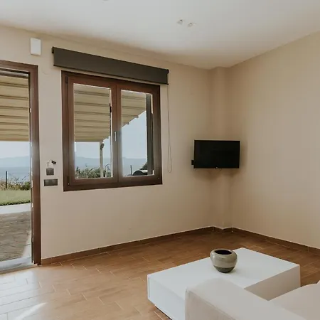 Aiora Villa *